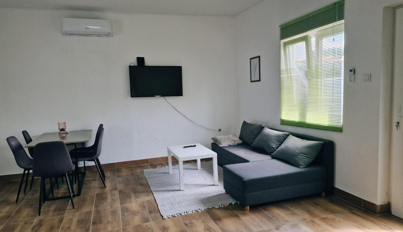 Apartman Lena Tusilovic Extérieur photo