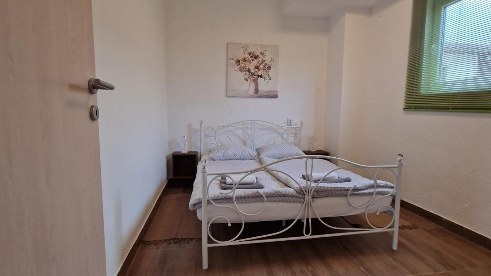 Apartman Lena Tusilovic Extérieur photo