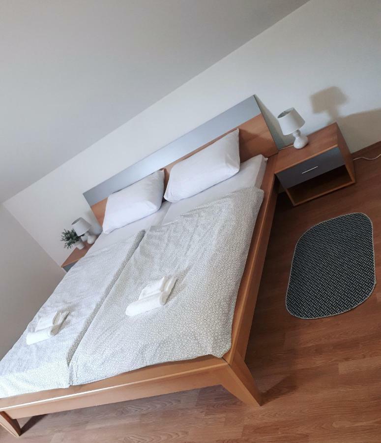 Apartman Lena Tusilovic Extérieur photo