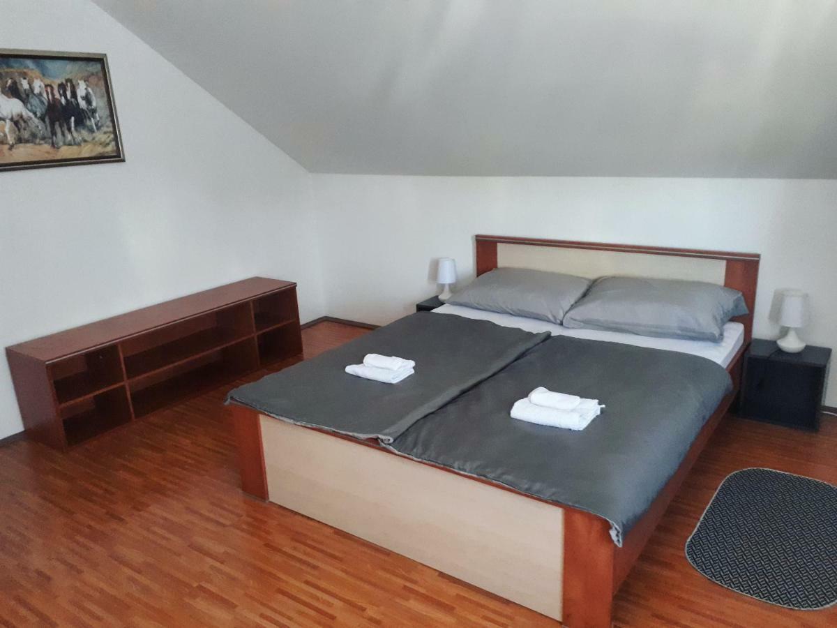 Apartman Lena Tusilovic Extérieur photo